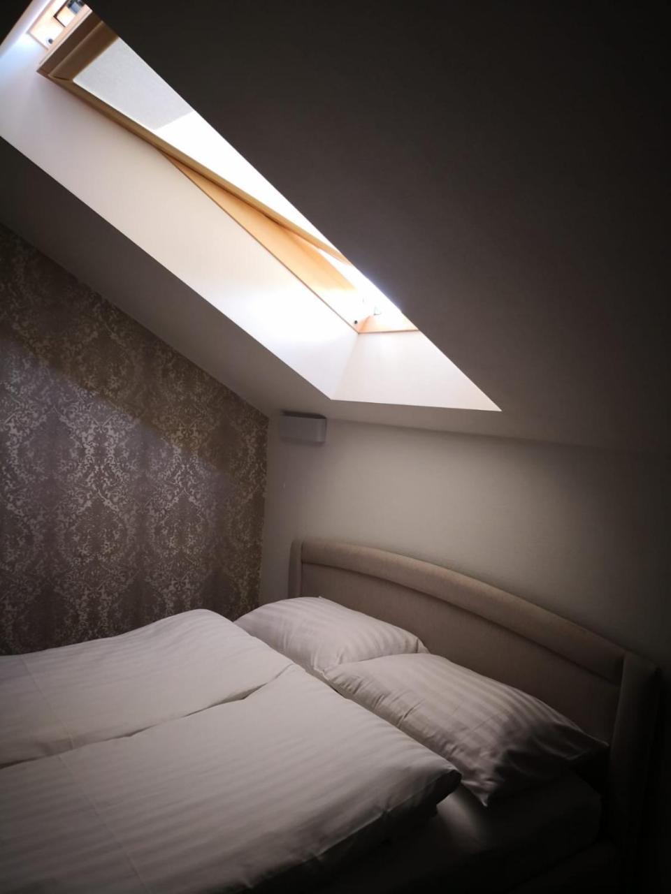 Hotel Viesu Nams Amrai Windawa Zewnętrze zdjęcie